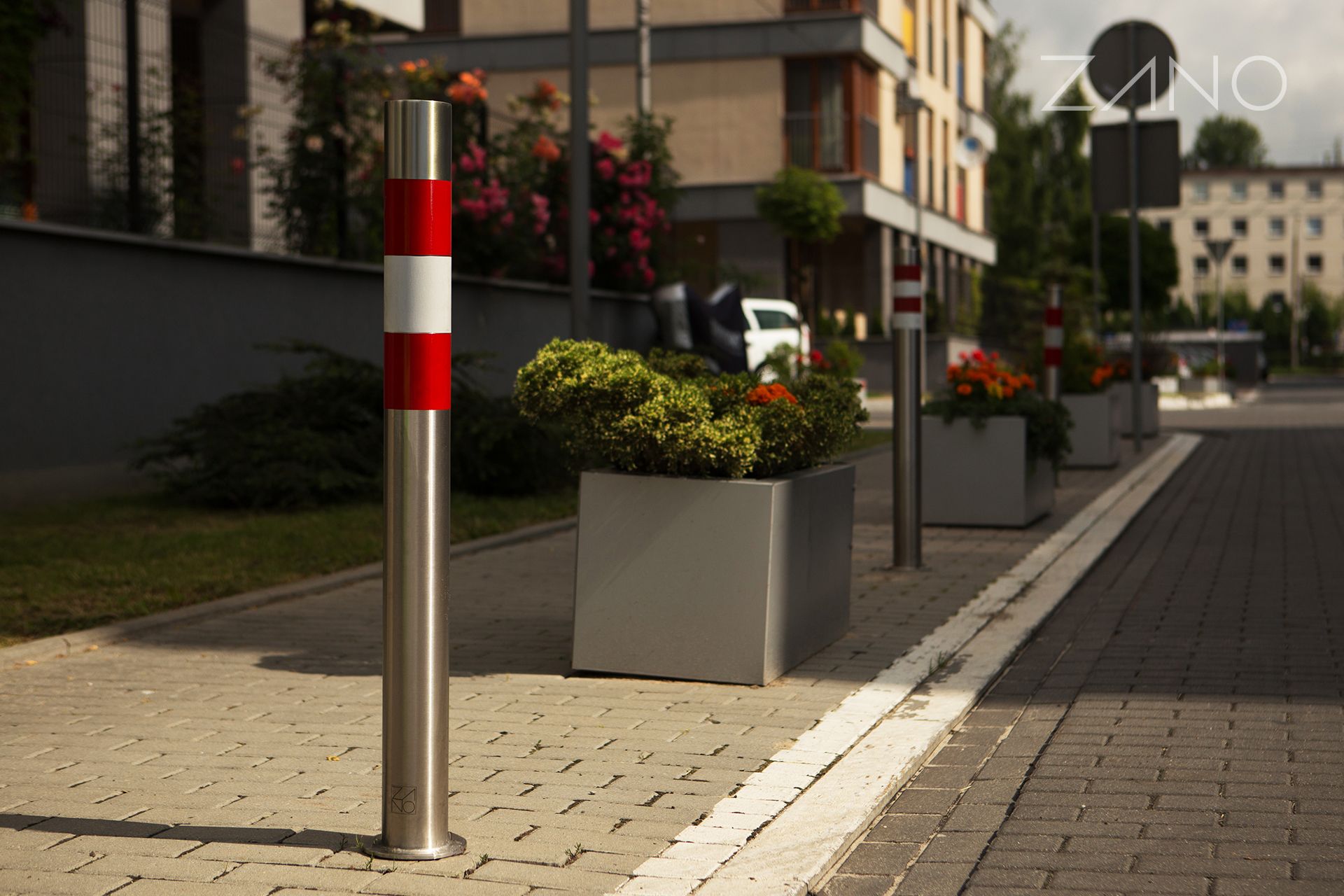 Steel street post Steel street post