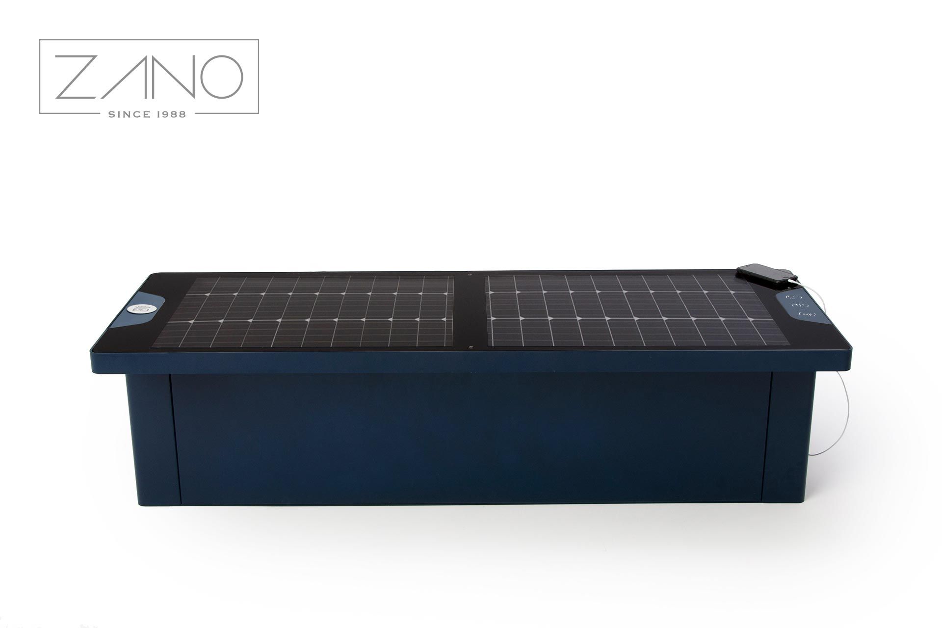 smart benches equipped with inductive chargers, usb and lighting
