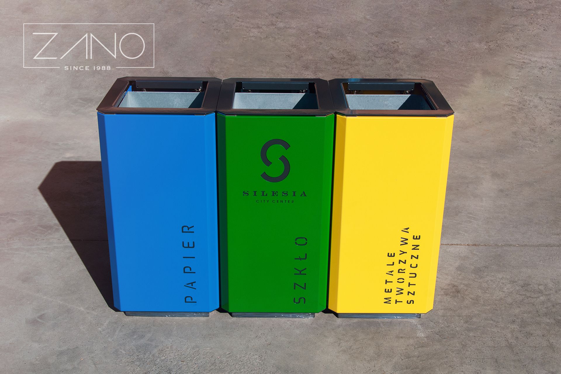 Recycling bins for selective waste